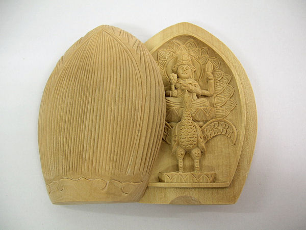 Portable Wood Buddha KUJAKU Myo Oh, Mahamayuri  